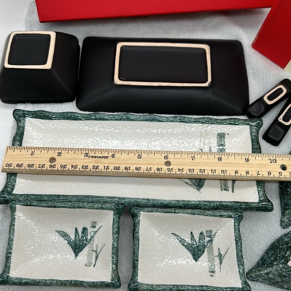 Sushi For Two Box Kit-Includes Ceramic/Porcelain Trays & Dishes w/How-to Book - Picture 8 of 16